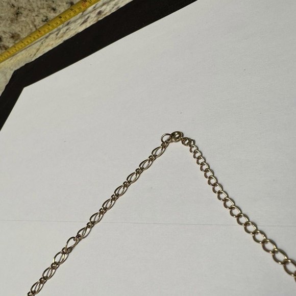 Signed Avon Gold Tone Necklace With Rhinestone Loop - Picture 9 of 10